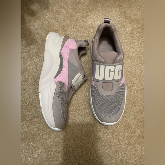 NWOT UGG women’s FLEX SLIP SNEAKER shoes - Picture 2 of 12